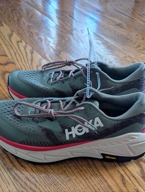 NEW! Men's Hoka Skyline Float X Hiking Shoes Size 9.5